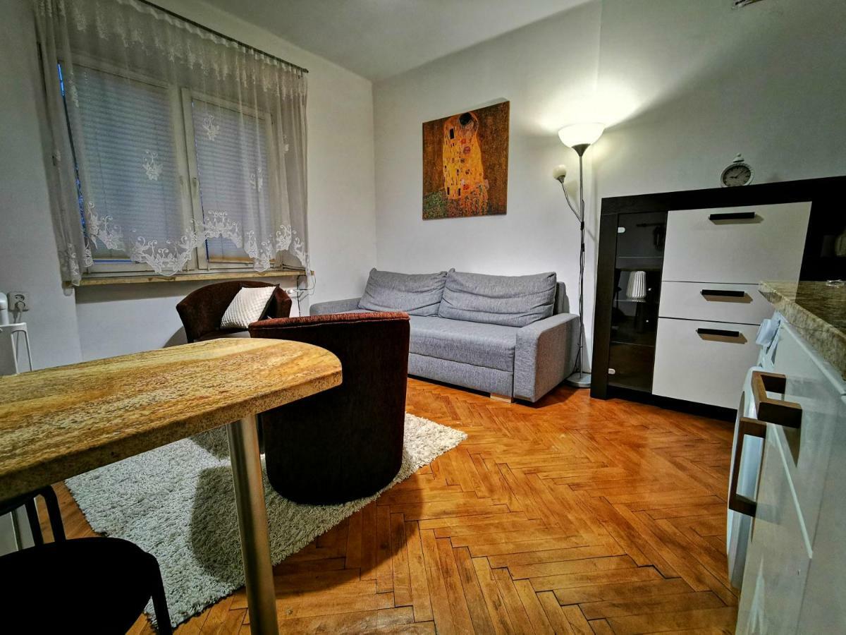 Krakow Centrum Gurgacza Apartments Екстер'єр фото