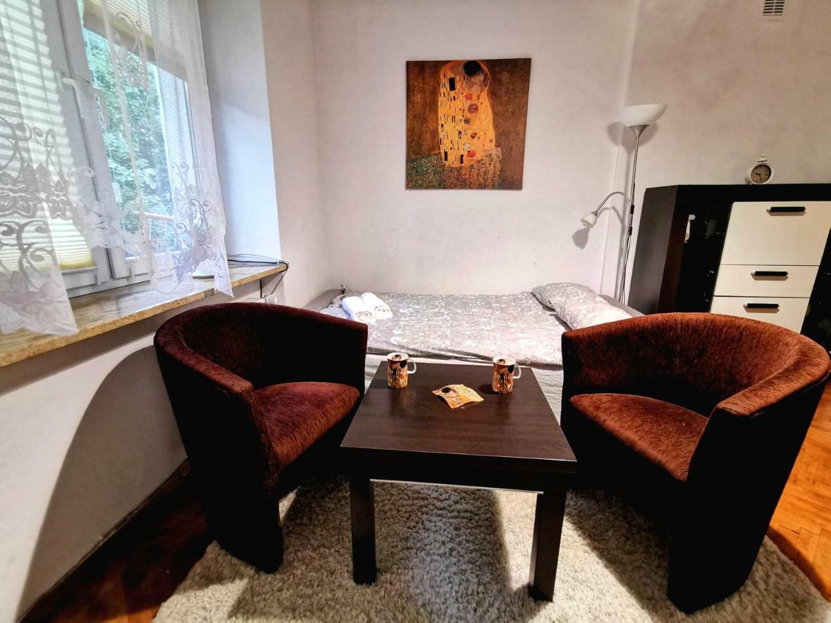 Krakow Centrum Gurgacza Apartments Екстер'єр фото