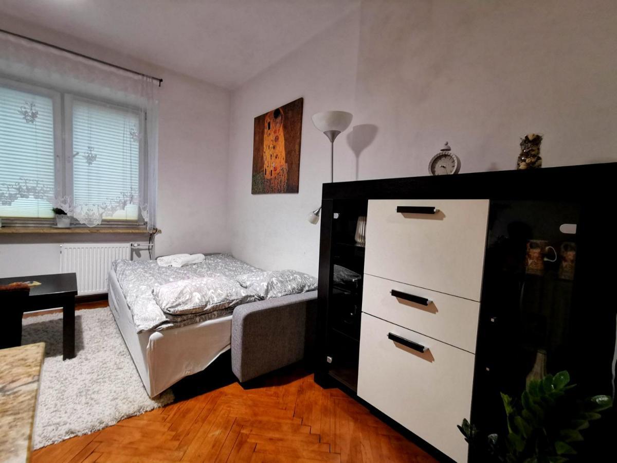 Krakow Centrum Gurgacza Apartments Екстер'єр фото